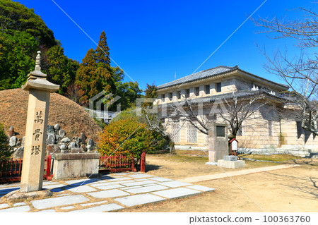 [Yamaguchi Prefecture] Former Nagato Sonjodo Hall (Kozanji Temple) in fine weather 100363760