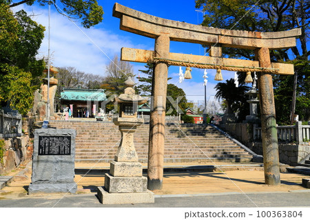 [山口縣]調布的Iminomiya神社晴朗的天氣 100363804