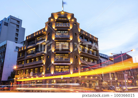 The building exterior of the Hayashi Department Store in Tainan, Taiwan. commonly called the "Five-story Building", built was completed during Japanese rule. 100366015
