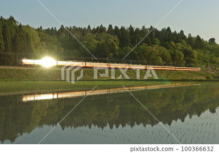 Hokuriku Main Line Ushinotani-Hosorogi JR West 485 series A01 formation (Kyoto) Raicho 100366632