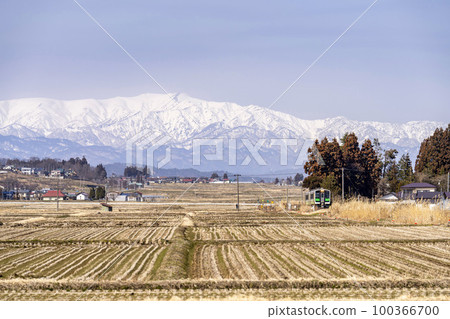 The Iide mountain range and the Tadami Line train, Aizumisato Town, Fukushima Prefecture The Iide mountain range and the Tadami Line train, Aizumisato Town, Fukushima Prefecture 100366700