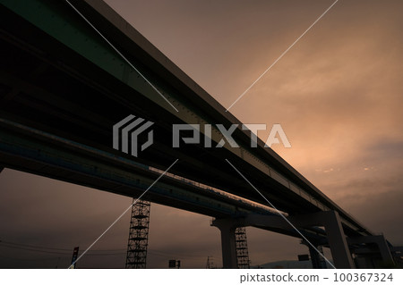 Construction site of Shin-Meishin Expressway in Joyo City, Kyoto Prefecture 100367324