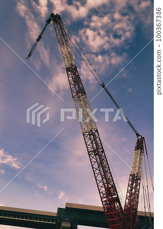 Construction site of Shin-Meishin Expressway in Joyo City, Kyoto Prefecture 100367386