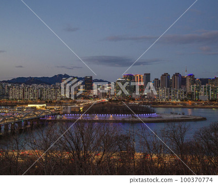 Noryangjin Yongbongjeong Park Heukseok-dong 銅雀區 首爾 Noryangjin Yongbongjeong Park Heukseok-dong 銅雀區 首爾 100370774