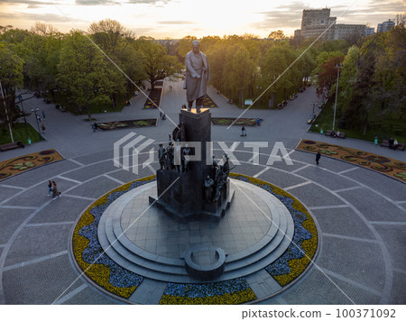 Aerial Taras Shevchenko Monument Kharkiv city park Aerial Taras Shevchenko Monument Kharkiv city park 100371092