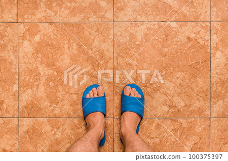 Indoor slippers discount for tile floors