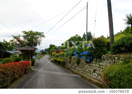 Kumano Kodo and Otonashi 100376678