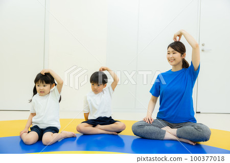 體操的孩子 100377018