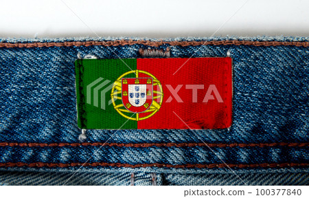 Flag on the label of the jeans 100377840