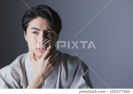 Kimono man 100377960