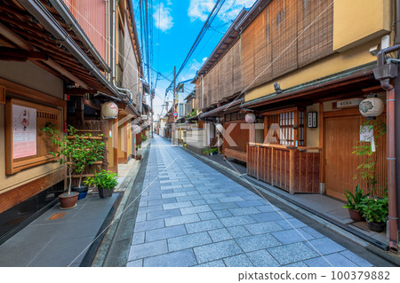 The streets of Kyoto Gion The streets of Kyoto Gion 100379882