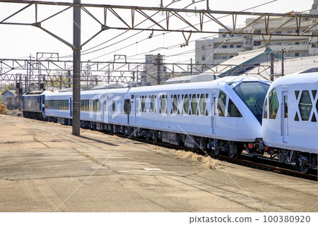 Tobu N100 系列 Spacia x 運輸 Tobu N100 系列 Spacia x 運輸 100380920