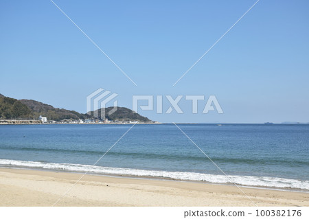 beach landscape at couple rock Meotoiwa for lover with white column on beach in Fukuoka Japan  100382176