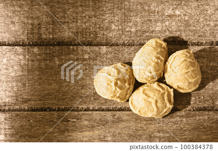 Uncooked Italian pasta orecchiette Uncooked Italian pasta orecchiette 100384378