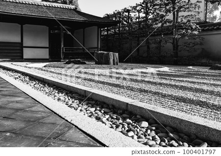 Kamejima, the garden of Daitokuji Ryugen-in in Kitayama, Kyoto Kamejima, the garden of Daitokuji Ryugen-in in Kitayama, Kyoto 100401797