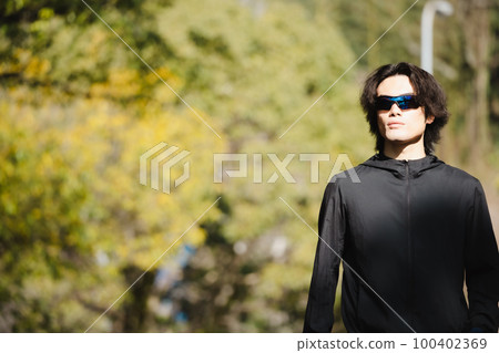 運動員訓練男 100402369
