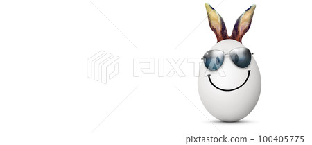 Beautiful Easter background with colorful Easter eggs 100405775
