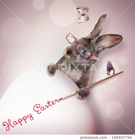 Funny Easter bunny. Happy Easter holiday concept. 100405784