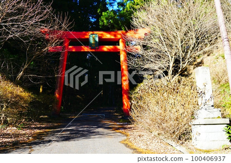 Ashikaga Nagusa Itsukushima Shrine Entrance 100406937