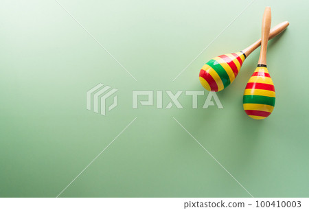 Cinco de Mayo holiday background made from maracas on pastel background. 100410003