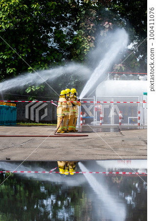 Fireman on the fire Fireman on the fire 100411076