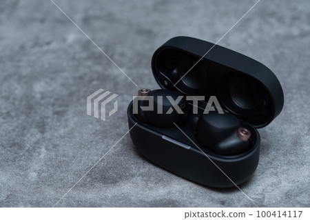 Wireless earphones and copy space 100414117