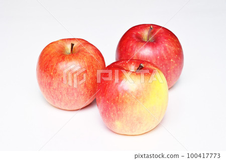 Leaf-free Fuji Apple Leaf-free apple Healthy fruit Leaf-free Fuji Apple Leaf-free apple Healthy fruit 100417773