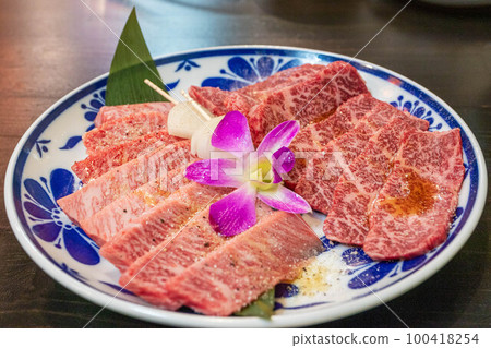 石垣牛排骨和腰肉 石垣牛排骨和腰肉 100418254