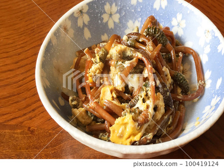 紮馬尾蛋，在日本里山品嚐春天的祝福 100419124