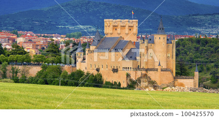 Alcazar of Segovia, Segovia, Spain Alcazar of Segovia, Segovia, Spain 100425570
