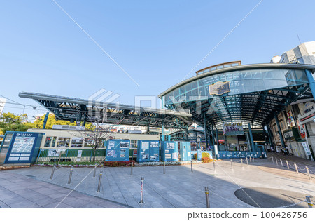 Hiroshima City, Hiroshima Prefecture JR Yokogawa Station on a sunny day Hiroshima City, Hiroshima Prefecture JR Yokogawa Station on a sunny day 100426756