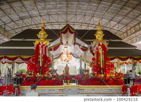 Thao Wessuwan at Wat Bot (Sam Khok), Pathum Thani Province Thao Wessuwan at Wat Bot (Sam Khok), Pathum Thani Province 100429118