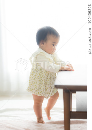 寶寶站起來 100436298