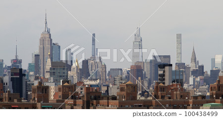 A view of the skyscrapers of Midtown New York A view of the skyscrapers of Midtown New York 100438499