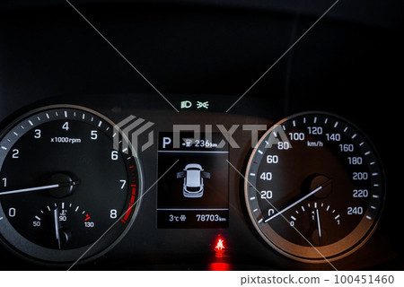 Hyundai Tucson interior design close up front view on the parking space 100451460