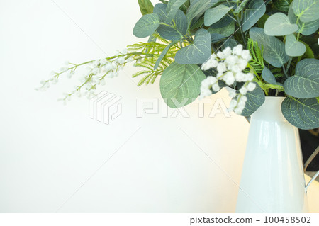 Vase and empty space Vase and empty space 100458502