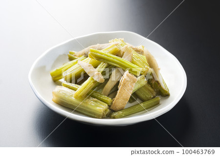 炒嫩牛蒡根 100463769