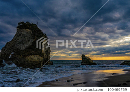 伊隅市麻雀島的早晨 伊隅市麻雀島的早晨 100469769