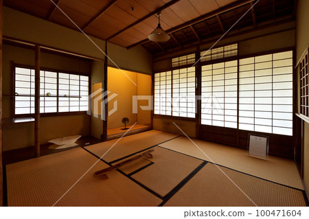 舞子公園舊木下宅邸內的日式房間(兵庫縣神戶市垂水區東舞子町) 舞子公園舊木下宅邸內的日式房間(兵庫縣神戶市垂水區東舞子町) 100471604