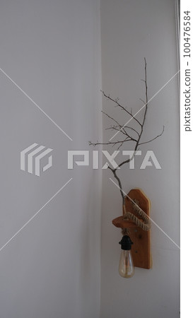 bedside lamp with tree branch on top 100476584