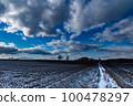 Severe winter blue sky and snow field 100478297
