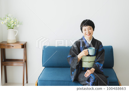 黑色夏日細紋薄款客廳 黑色夏日細紋薄款客廳 100488663