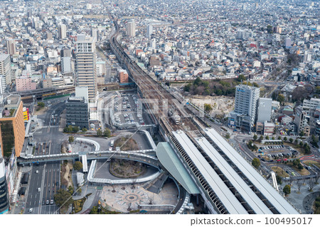 [Gifu Station] Cityscape of Gifu City and Railway Scenery 100495017