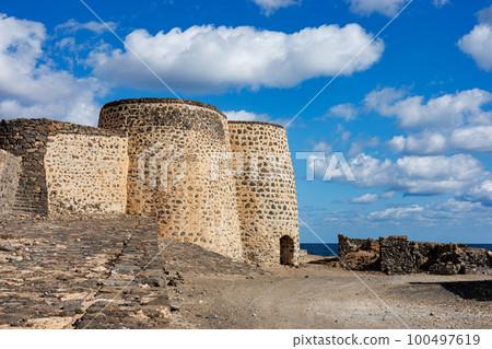 La Hondura lime kilns on the island of Fuerteventura La Hondura lime kilns on the island of Fuerteventura 100497619