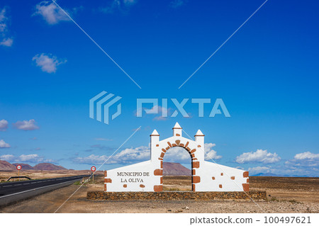 Symbolic gateway to the Oliva district on the island of Fuerteventura Island Symbolic gateway to the Oliva district on the island of Fuerteventura Island 100497621