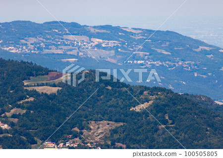 Mountain landscape of Cirone Pass, Toscano Emiliano Park in Parma province, Italy Mountain landscape of Cirone Pass, Toscano Emiliano Park in Parma province, Italy 100505805
