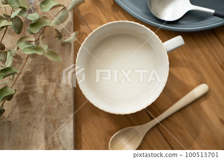 Brown rice cream image Brown rice cream image 100513701