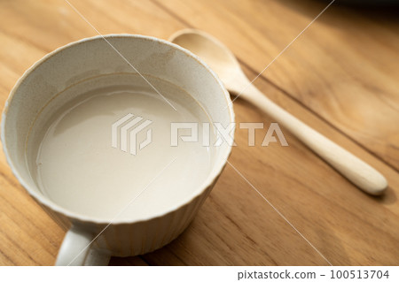 Brown rice cream image Brown rice cream image 100513704