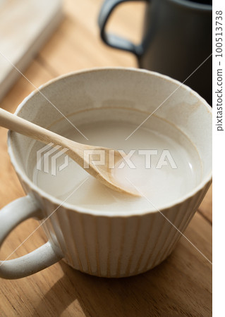 Brown rice cream image Brown rice cream image 100513738