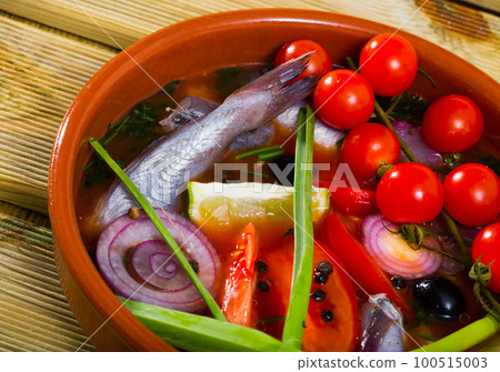 Fisherman soup of blue whiting 100515003